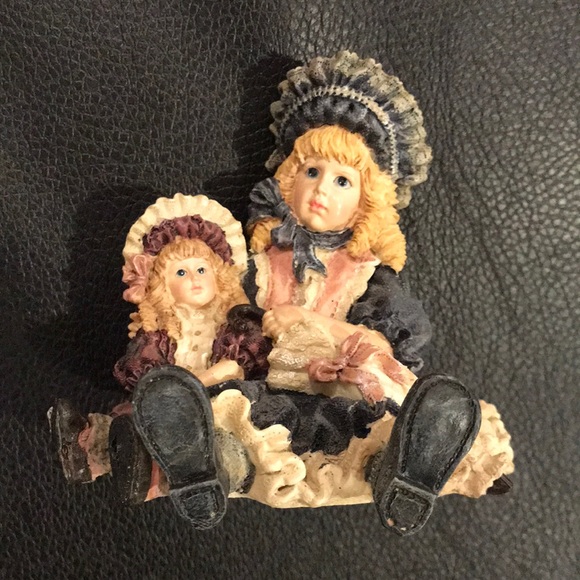 Yesterday’s’ Child The Dollstone Collection - Picture 1 of 5